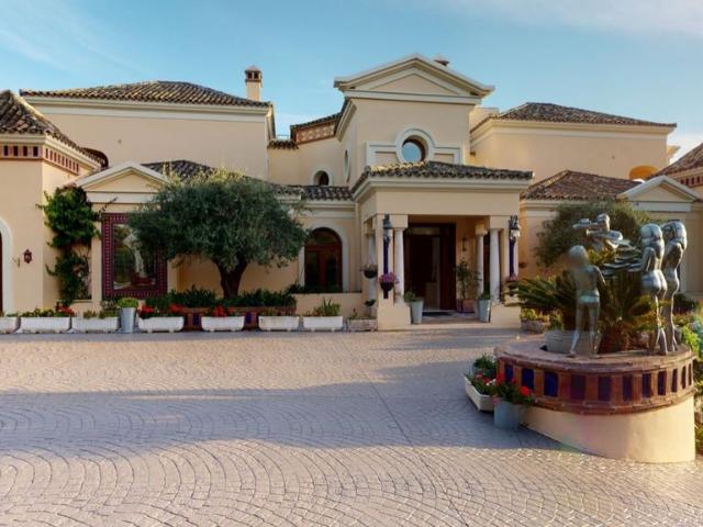 Casa en venta en Benahavís, Málaga