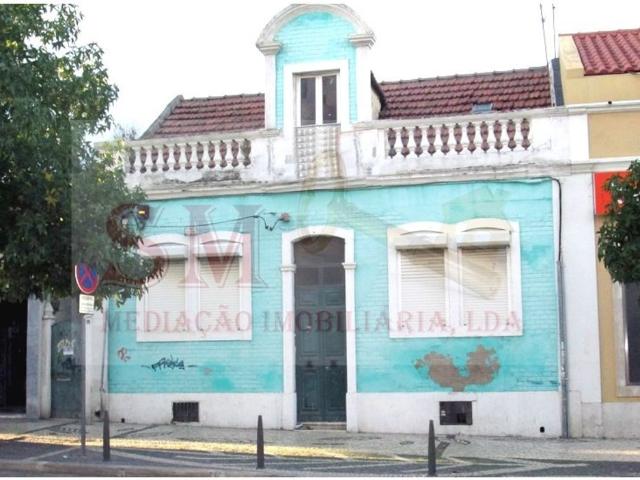Casa venda em Bairro Ferroviário, Barreiro