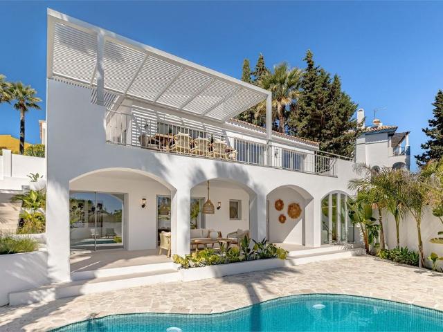 Casa en venta en Nueva Andalucía, Costa del Sol Occidental