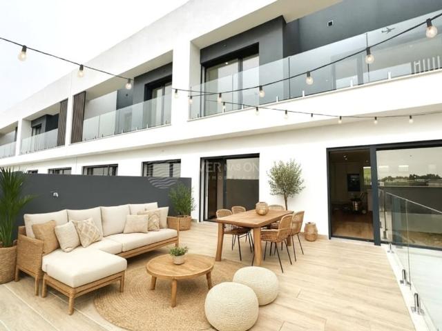 Casa venda em Pêra de Cima, Almada
