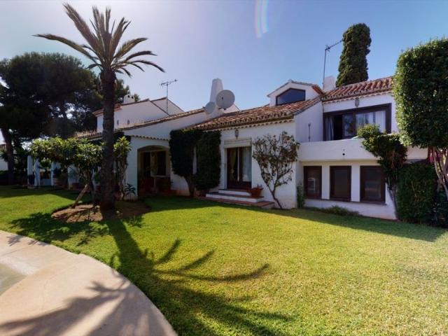 Casa en venta en Barriada Blas Infante, Estepona