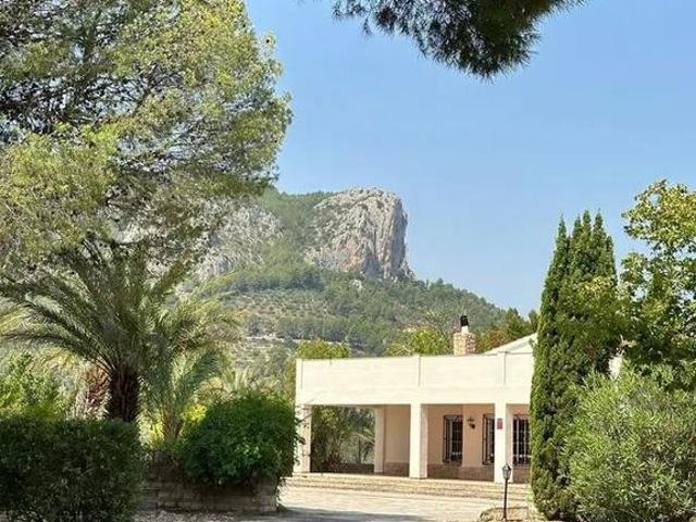 Casa en venta en el Comtat, Valencia