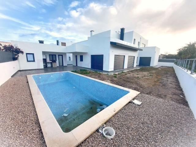 Casa venda em Azeitão (São Lourenço e São Simão), Setúbal