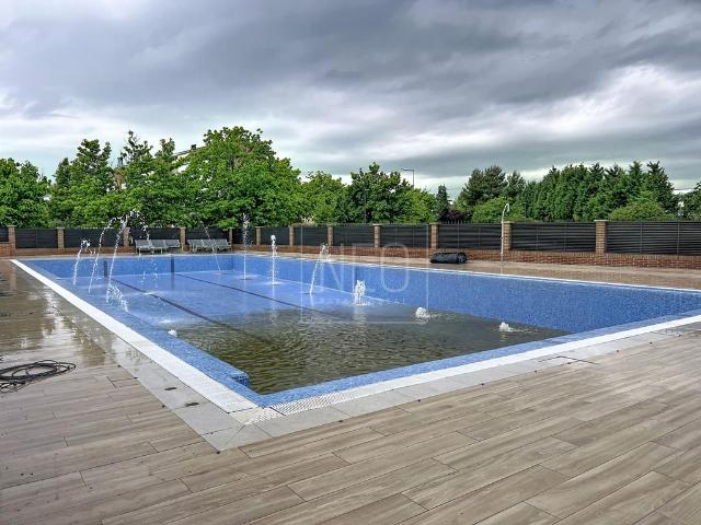 Chalet en venta en Distrito III, Alcalá De Henares