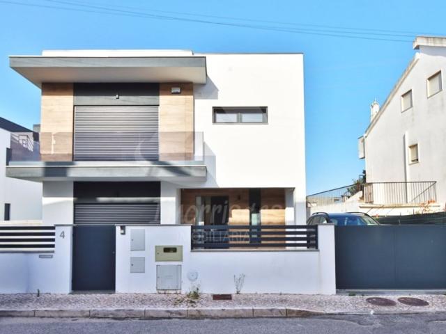 Casa venda em Portela da Azóia, Santiago Dos Velhos