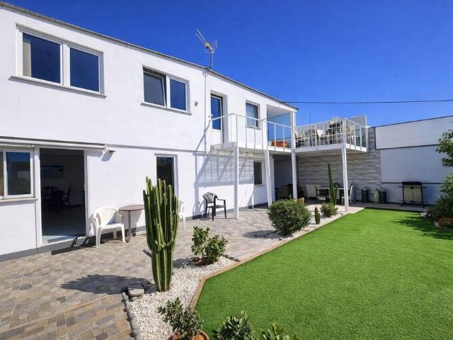 Casa en venta en Parque de la Reina, Arona