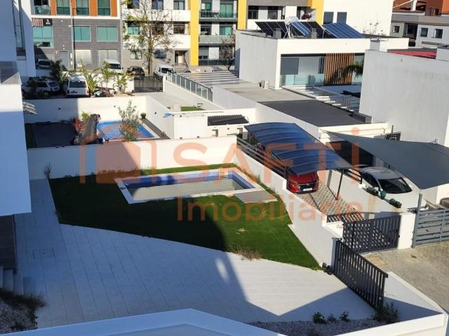 Casa venda em Seixal, Corroios