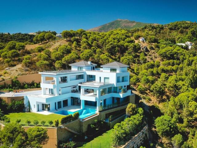 Casa en venta en Artola, Costa del Sol Occidental