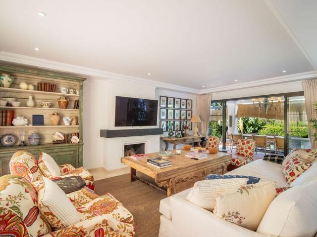 Casa en venta en Nueva Andalucía, Costa del Sol Occidental
