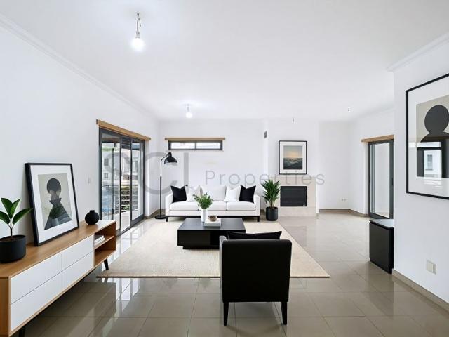 Casa venda em Quinta das Amoreiras, Almada