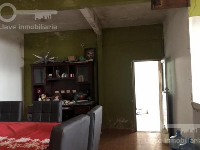 Casa de 2 niveles en venta ubicada en calle Carpinteros, Col. Santa Isabel, en Coatzacoalcos, Veracr