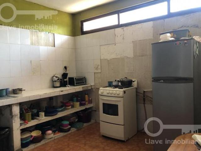 Casa de 2 niveles en venta ubicada en calle Carpinteros, Col. Santa Isabel, en Coatzacoalcos, Veracr