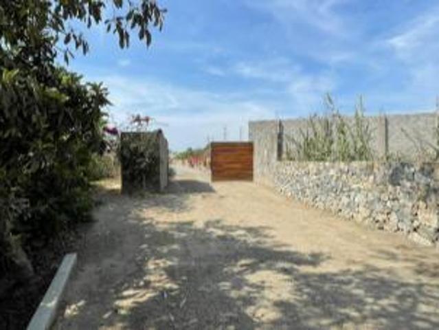 Casa de 2 pisos en condominio privado – Santa María, Huaura