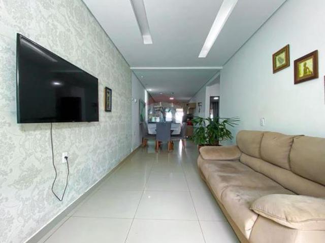 Casa venda em Região Geográfica Imediata do Distrito Federal, Região Integrada de Desenvolvimento do Distrito Federal e Entorno