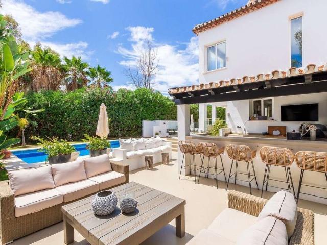 Casa en venta en Nueva Andalucía, Costa del Sol Occidental
