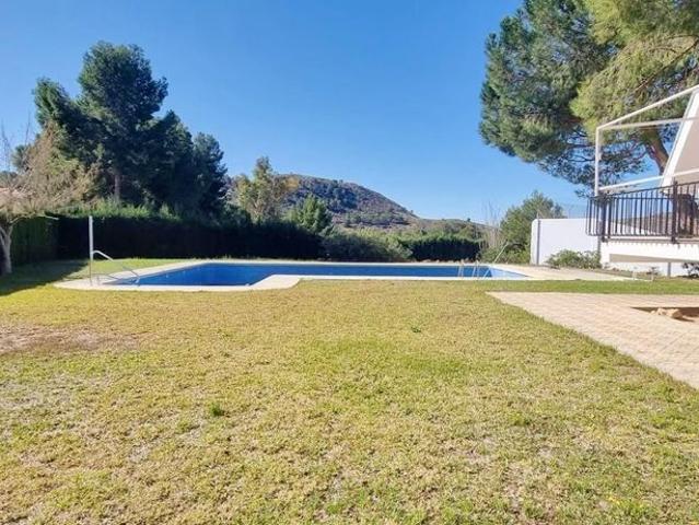 Casa en venta en el Vinalopó Mitjà / El Vinalopó Medio, Valencia