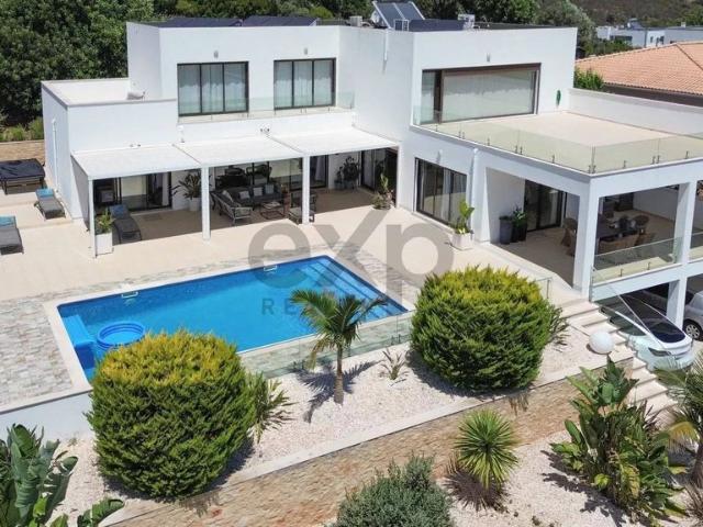 Casa venda em Monte Canelas, Portimão