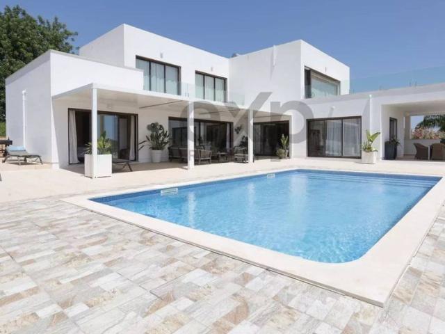 Casa venda em Mexilhoeira Grande, Portimão