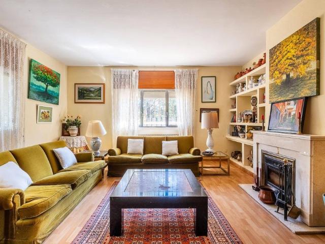 Casa en venta en Guadarrama, Madrid