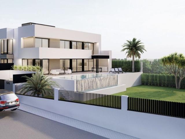 Casa en venta en San Luis de Sabinillas, Costa del Sol Occidental