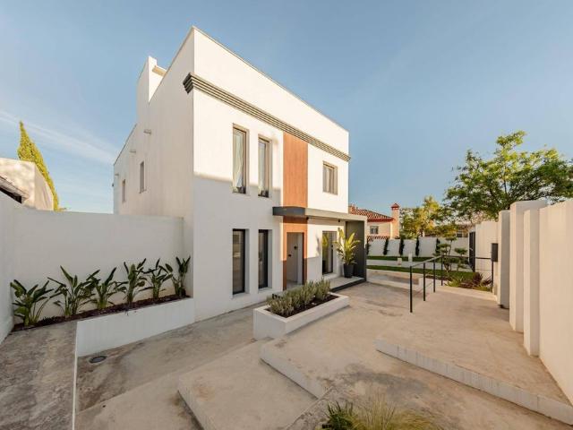 Casa en alquiler en Parcelas de Porsiver, Gelves