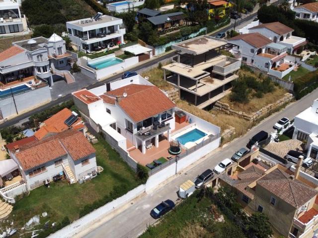 Casa en venta en Buenas Noches, Estepona