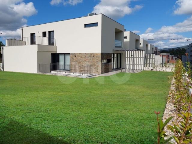 Casa venda em Palmeira, Braga