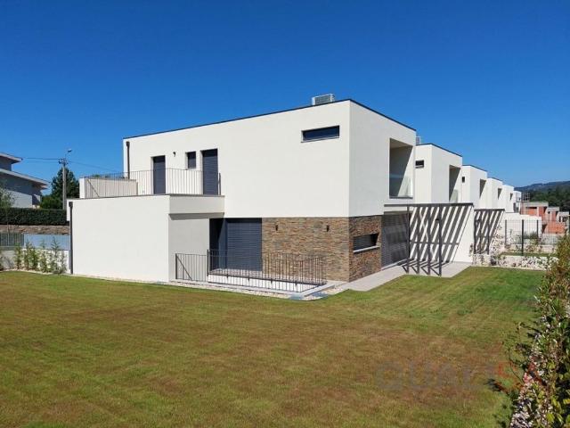 Casa venda em Palmeira, Braga