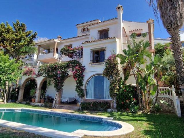 Casa en venta en Este, Málaga