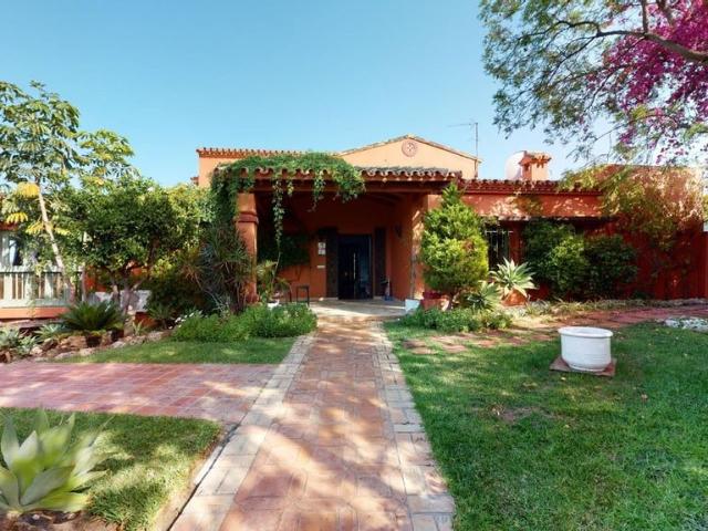 Casa en venta en Marbella, Aldea Blanca