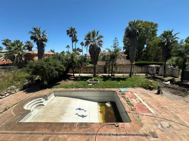 Casa en venta en Nueva Andalucía, Costa del Sol Occidental