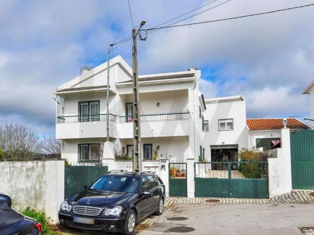 Casa venda em Bairro dos CTT, Odivelas