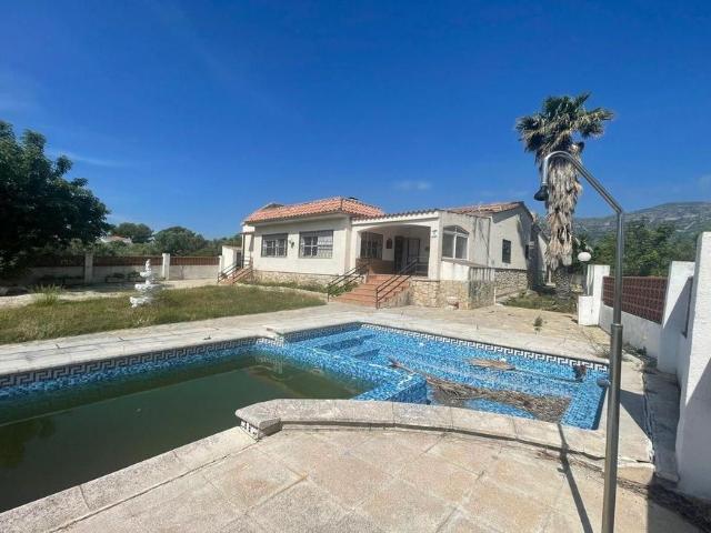 Casa en venta en la Martinenca, Montsià