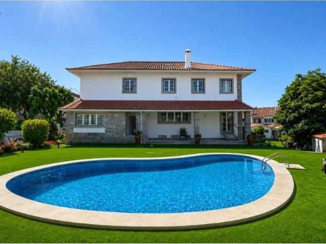 Casa alugar em Núcleo Urbano Histórico de Oeiras, Oeiras