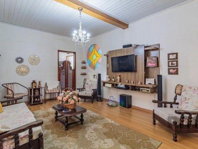 Casa venda em Santa Maria Goretti, Porto Alegre