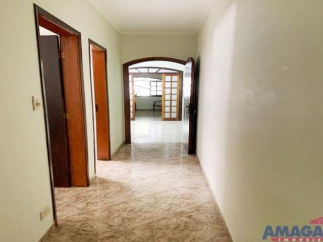 Casa venda em Jardim Beira Rio, Jacareí