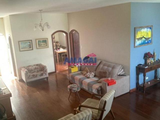 Casa venda em Jardim Siesta, Jacareí