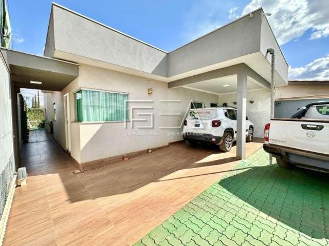 Casa venda em Região Geográfica Imediata de Águas Lindas de Goiás, Região Integrada de Desenvolvimento do Distrito Federal e Entorno