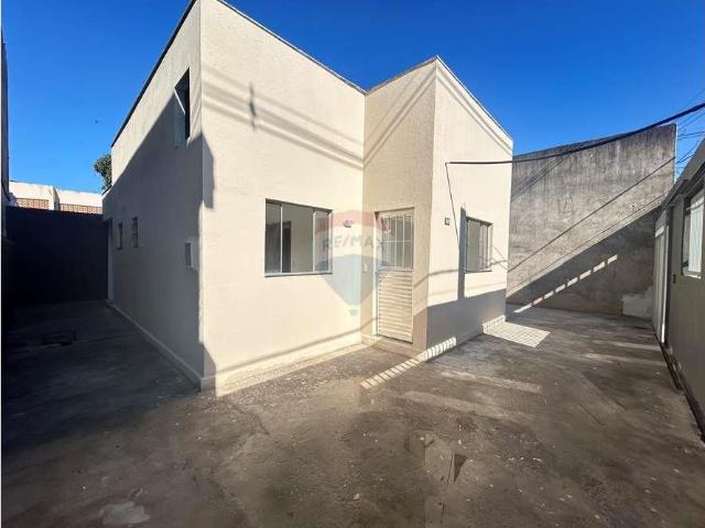 Casa aluguel em Região Geográfica Imediata de Vitória, Região Metropolitana da Grande Vitória