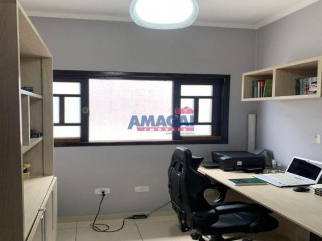Casa venda em Região Imediata de São José dos Campos, Região Metropolitana do Vale do Paraíba e Litoral Norte