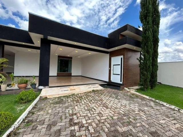 Casa venda em Região Geográfica Imediata do Distrito Federal, Região Integrada de Desenvolvimento do Distrito Federal e Entorno