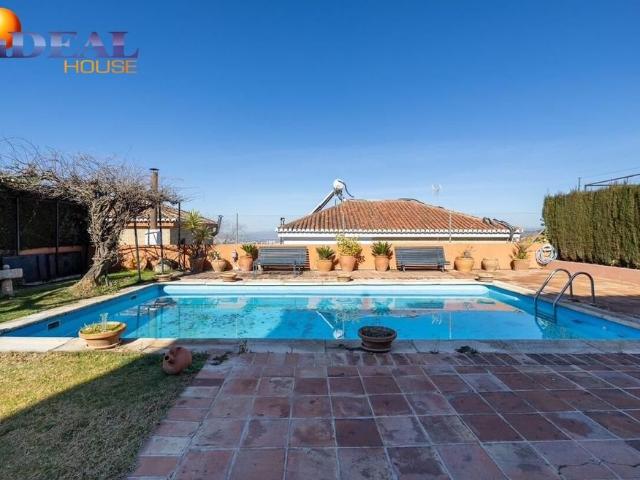 Casa en venta en Colinas Bermejas, Monachil