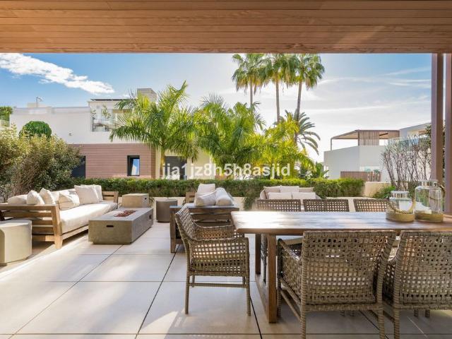 Chalet en venta en La Carolina, Costa del Sol Occidental