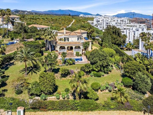 Casa en venta en Barriada Islas Canarias, Costa del Sol Occidental
