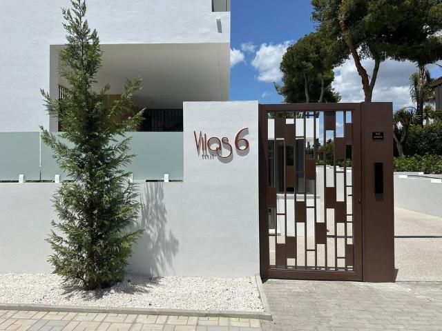 Chalet en venta en Nueva Andalucía, Costa del Sol Occidental