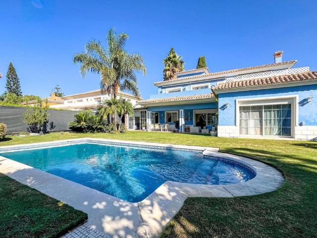 Casa en venta en Guadalmina, Costa del Sol Occidental