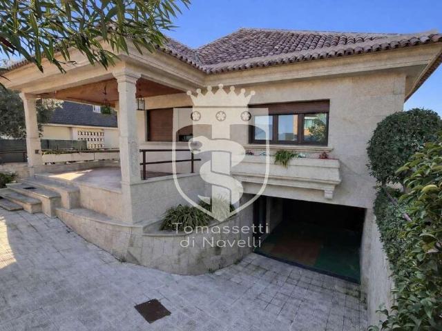 Casa en venta en Los Bomberos, Torrelodones