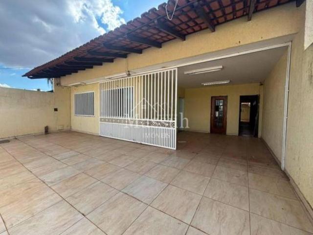 Casa venda em Região Geográfica Imediata do Distrito Federal, Região Integrada de Desenvolvimento do Distrito Federal e Entorno