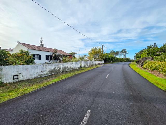 Casa venda em Açores, Madalena