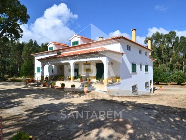 Casa venda em Vale de Santarém, Santarém